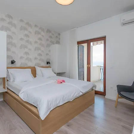 Blue Adriatic View Appartement Jesenice (Split-Dalmatia)
